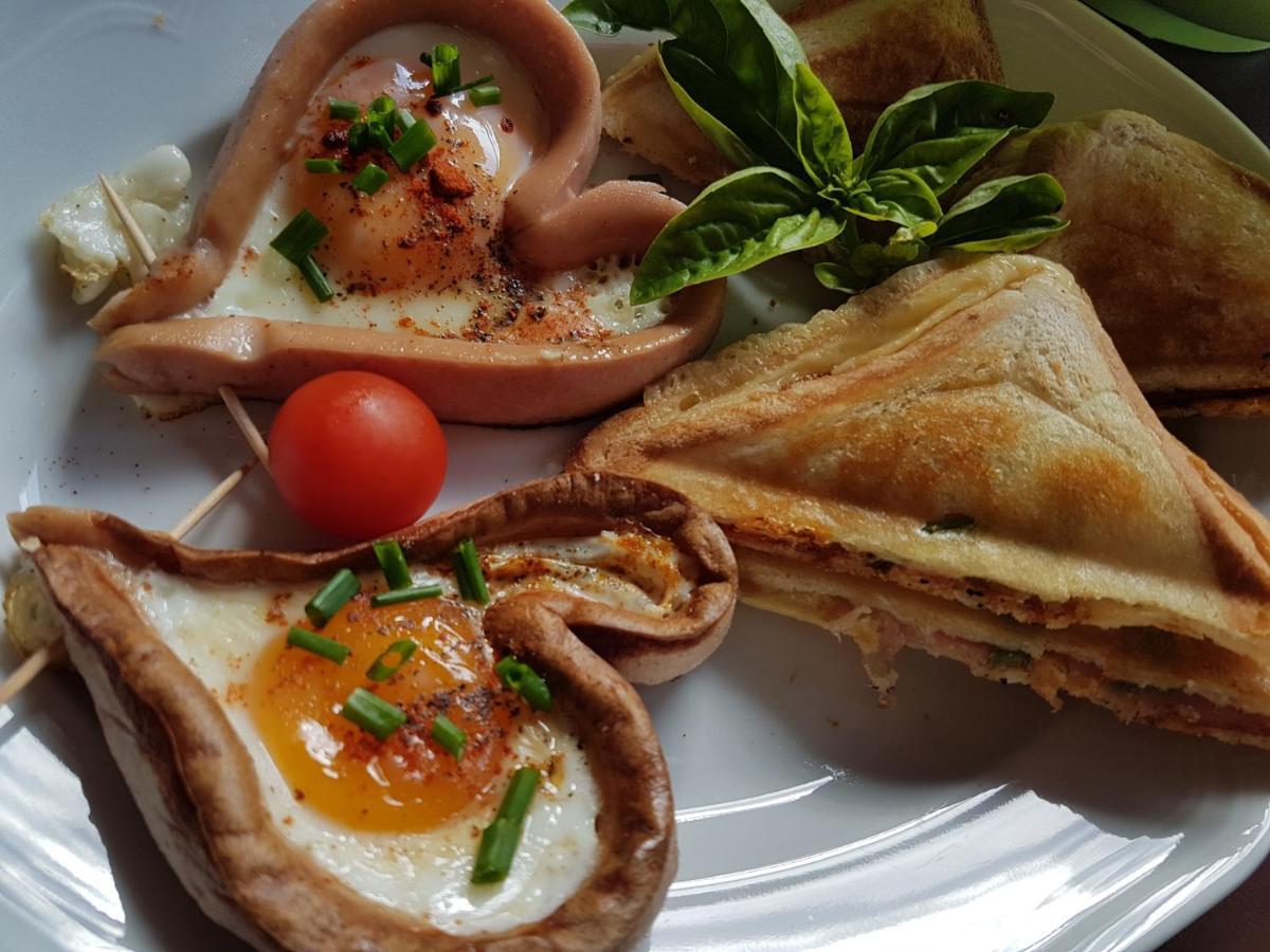 Bed and Breakfast Wypoczynek Pod Lipami Ruciane-Nida Exteriér fotografie